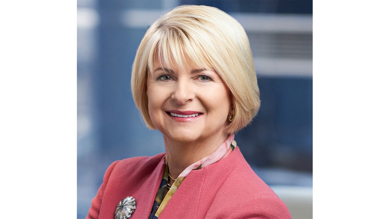 Robyn Begley headshot