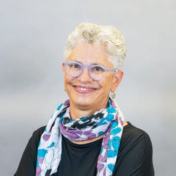 Lois Wessel headshot